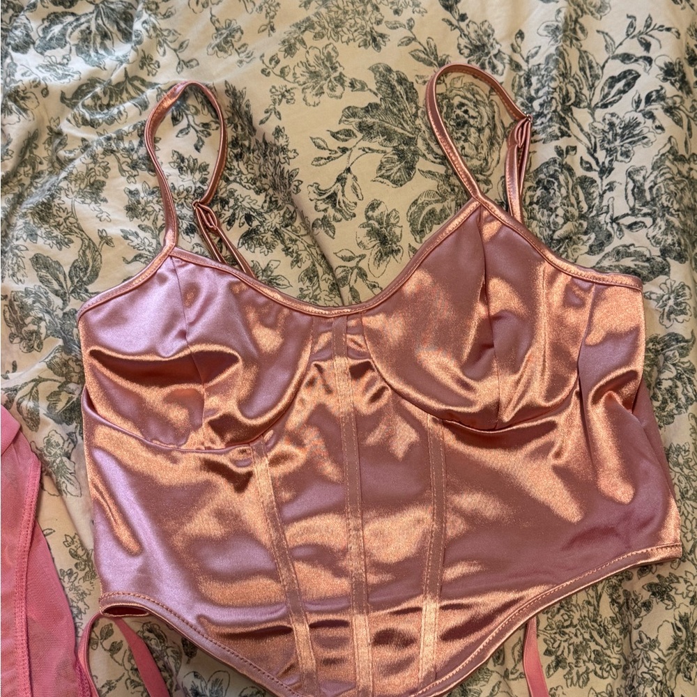 Pink Spring Bundle- 4 items - Picture 2 of 6